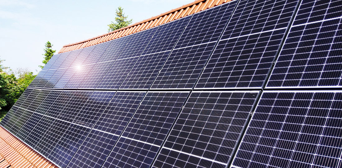 PV-Anlage auf Schrägdach PV-Anlage auf Schrägdach